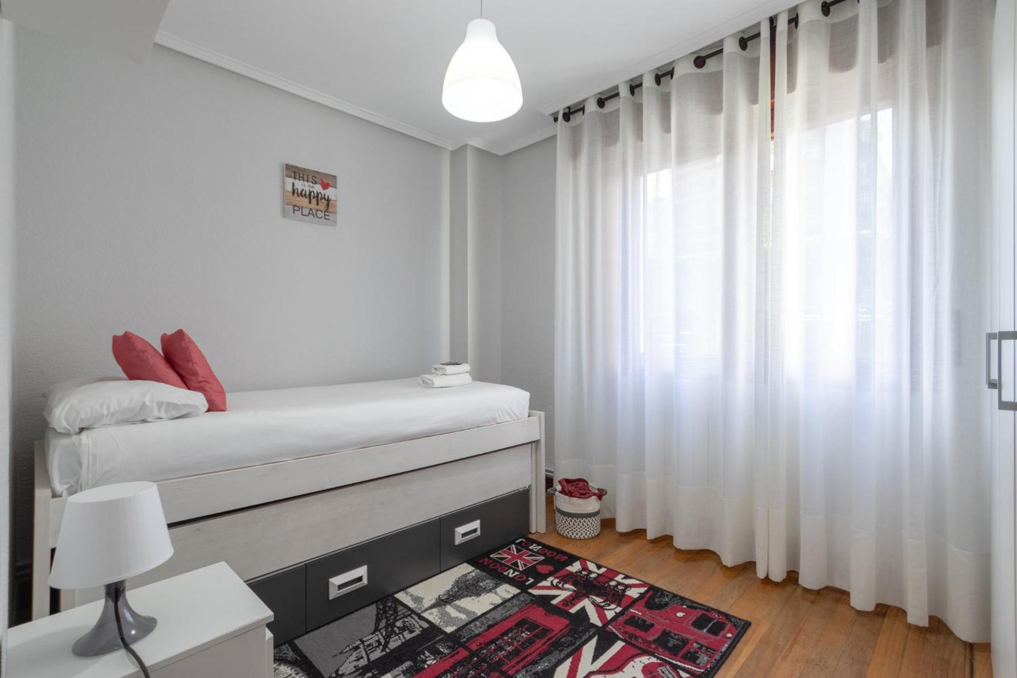 Etxebarria Apartment By People Rentals Bilbao Extérieur photo